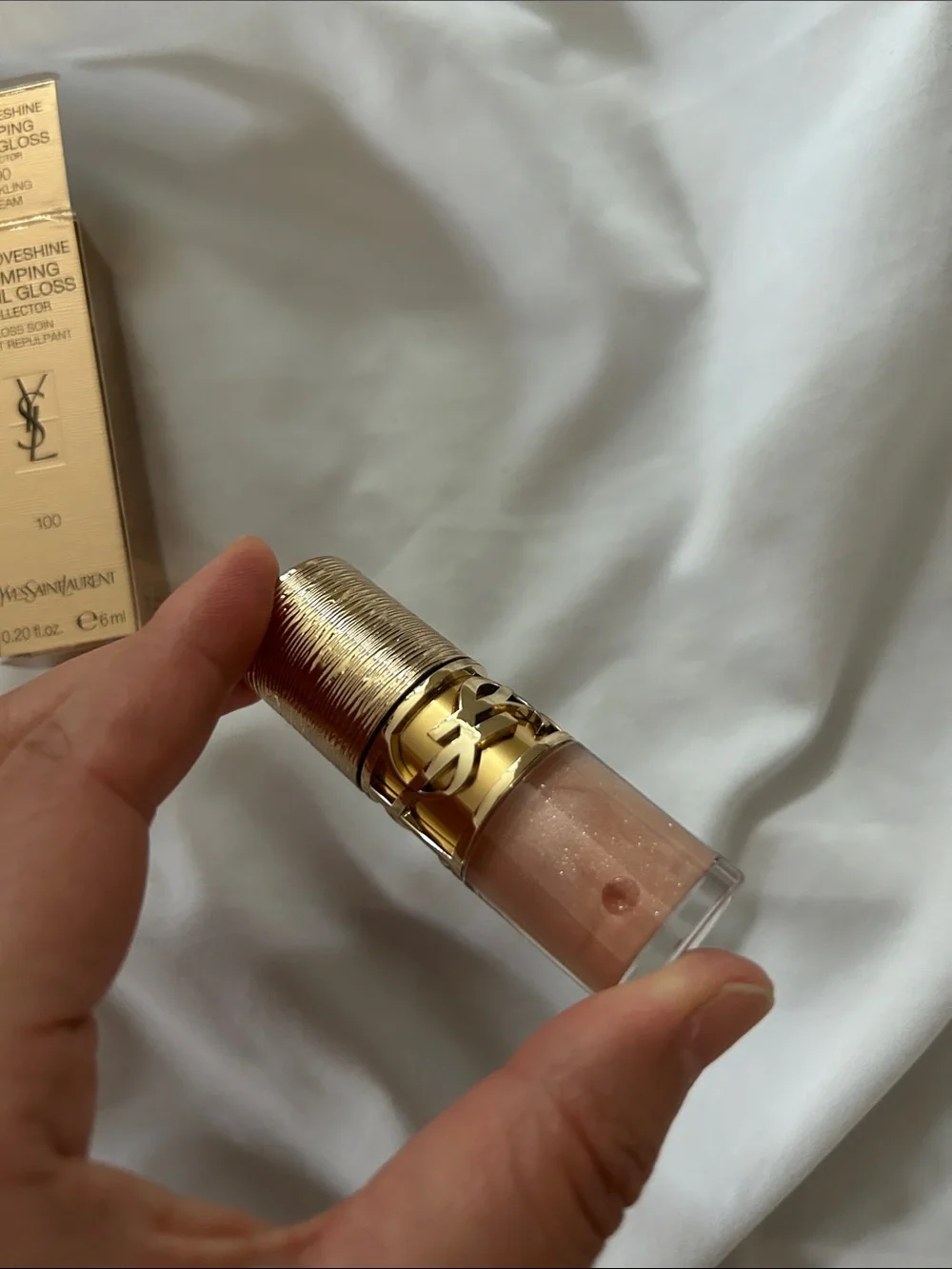 YSL loveshine Plumping lip oil gloss. 100